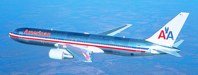 Boeing 767-300 de la companyia American Airlines que cobrirà la ruta entre l'aeroport del Prat (Barcelona) i l'aeroport JFK (Nova York)